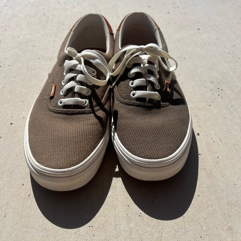 Vans  Size US 9. Brown.